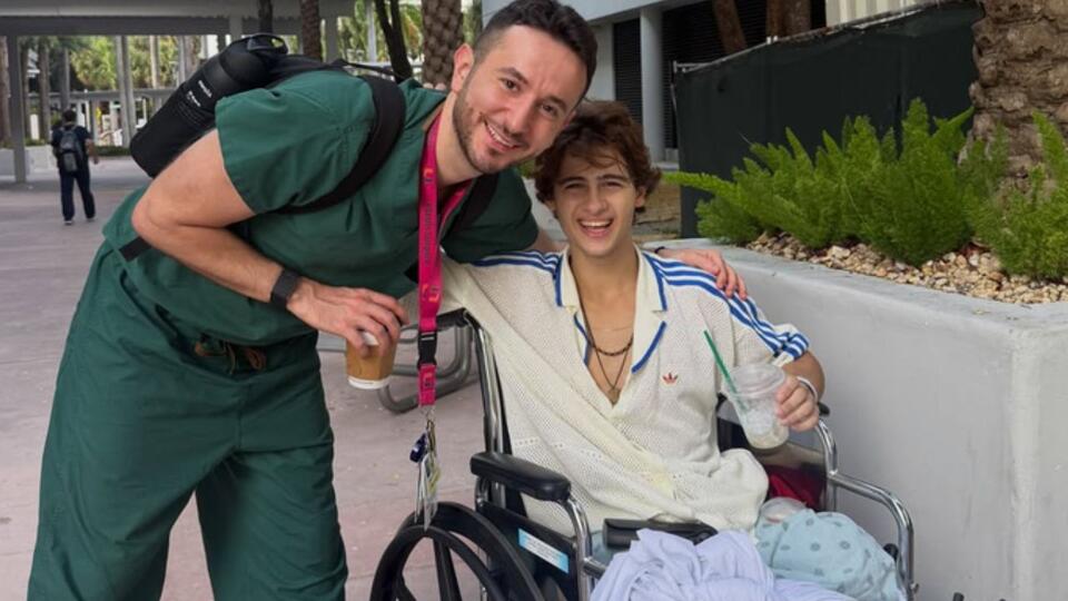 'Survivor Greece' Contestant Who Lost Leg Sues Producers for Over $100 Million