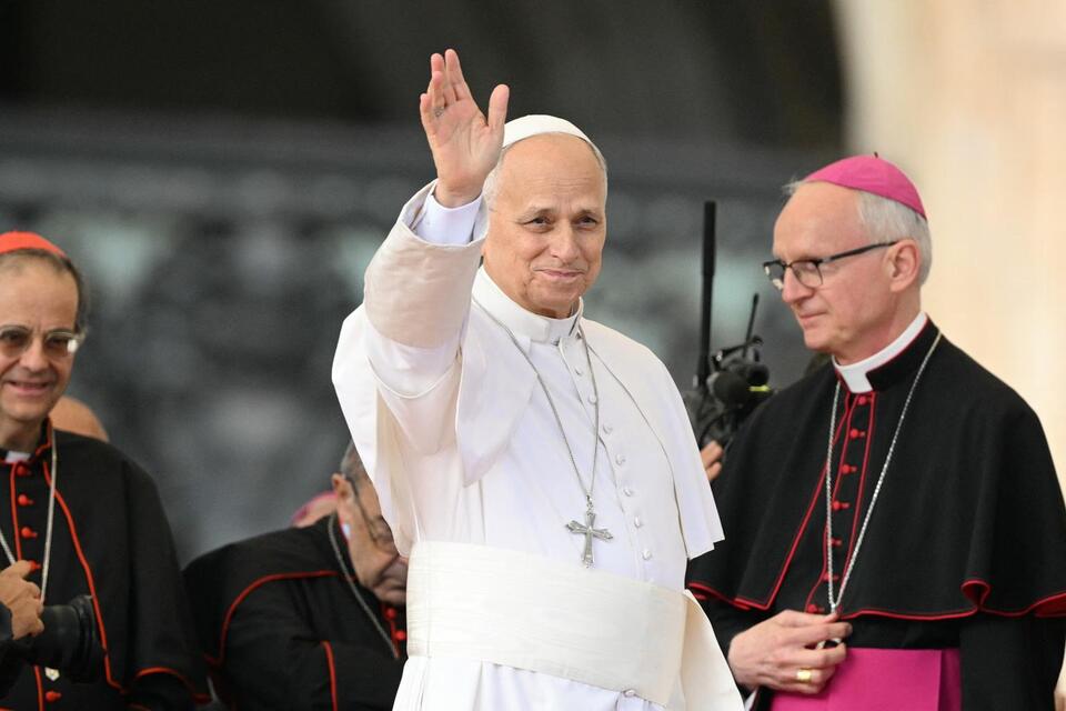 Pope Leo's doctors say no further treatment is necessary after lung cancer surgery
