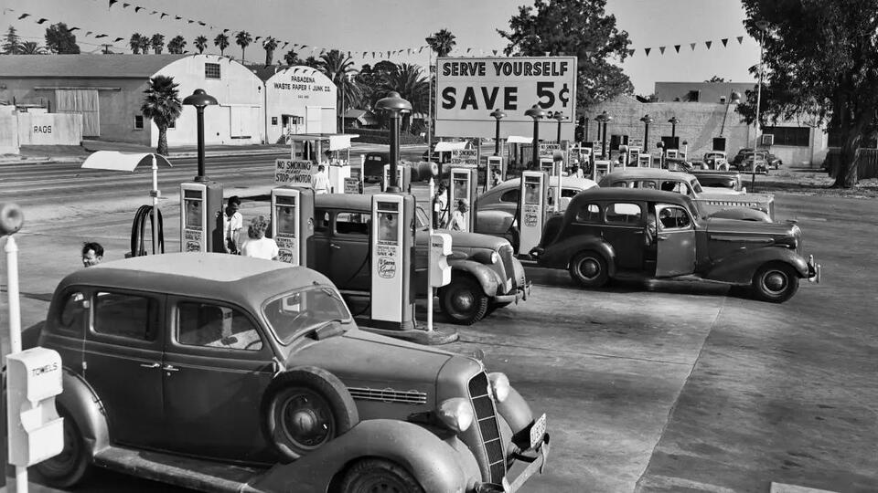 17 Vintage Photos of Gas Stations From the 1950s-1970s - NewsBreak