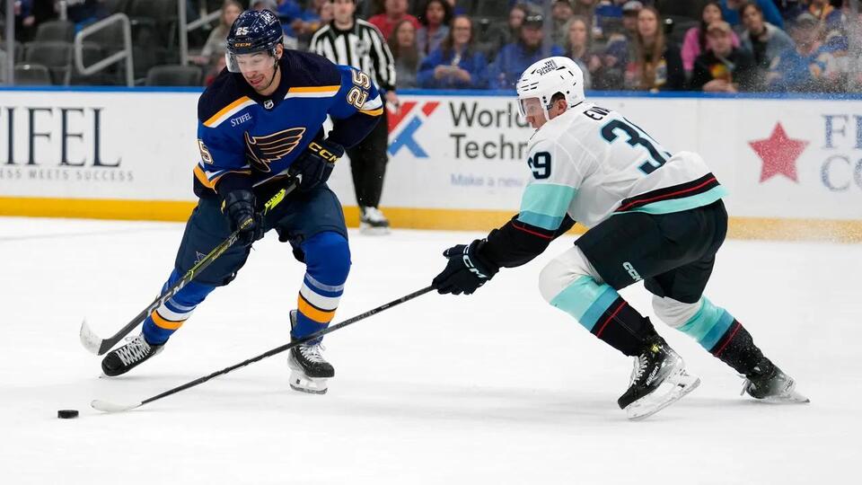 Blues score 3 in third period, beat Kraken 4-1 - NewsBreak