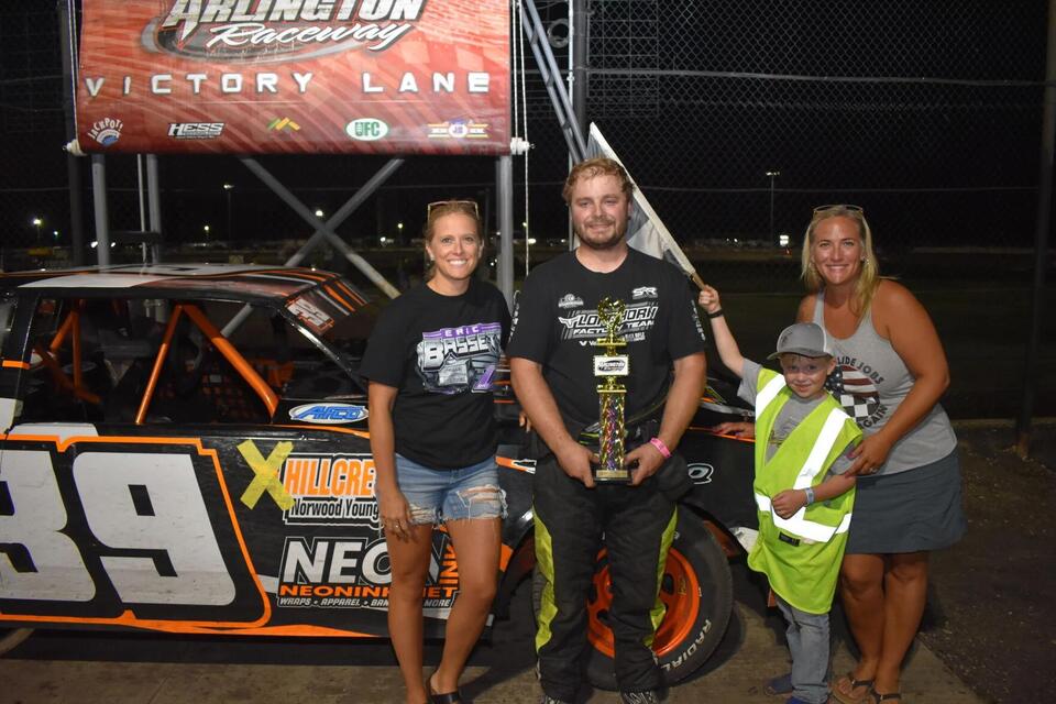 Action-packed racing continues from start to finish in Arlington ...