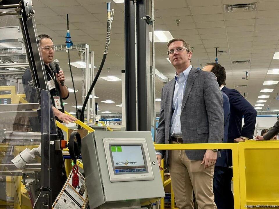 Metal poster company Displate to open $9.5M Louisville facility with 79 ...