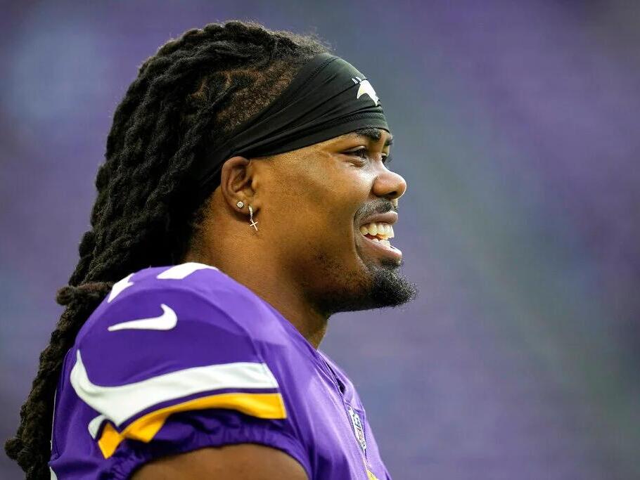 NFL player KJ Osborn helps rescue man from burning car in Austin