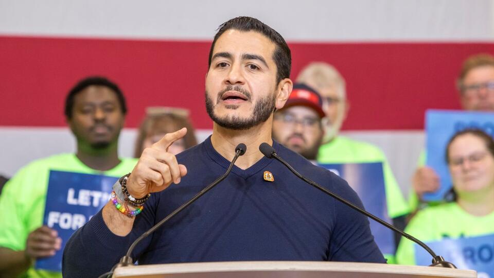 Undercover footage captures captain for Abdul El-Sayed’s Michigan Senate campaign calling Americans ‘idiots’ and refusing to condemn the Muslim Brotherhood: ‘I might support some of what they do’