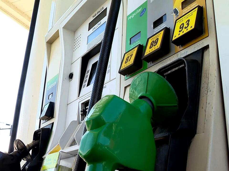 Asheville gas prices drop; national average also falls