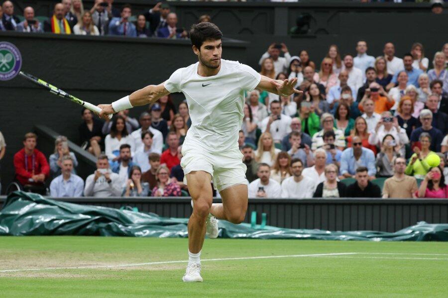 Wimbledon increases winning prize to Grand Slam record $4M NewsBreak