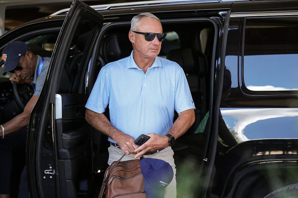MLB, union remain at economic impasse over cap; CBA extension to avoid ...