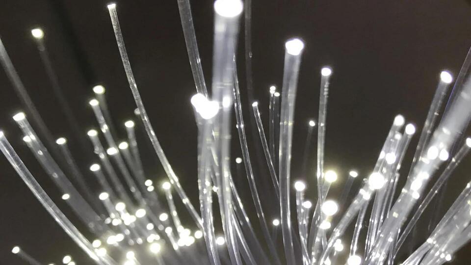 World’s first ‘three-lane’ optical fiber network in China boosts data transfer by 5x
