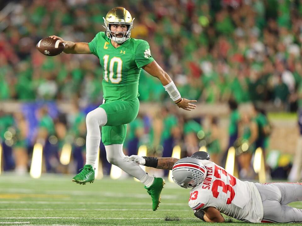 WCBS 880 kicks off playbyplay of Notre Dame football games