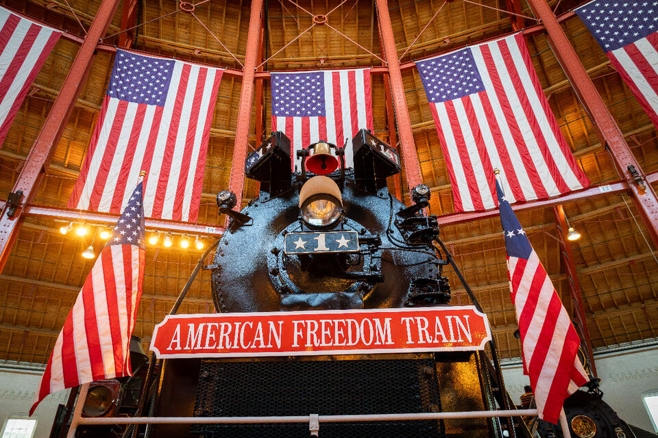 American Freedom Train No. 1 unveiled after cosmetic restoration ...