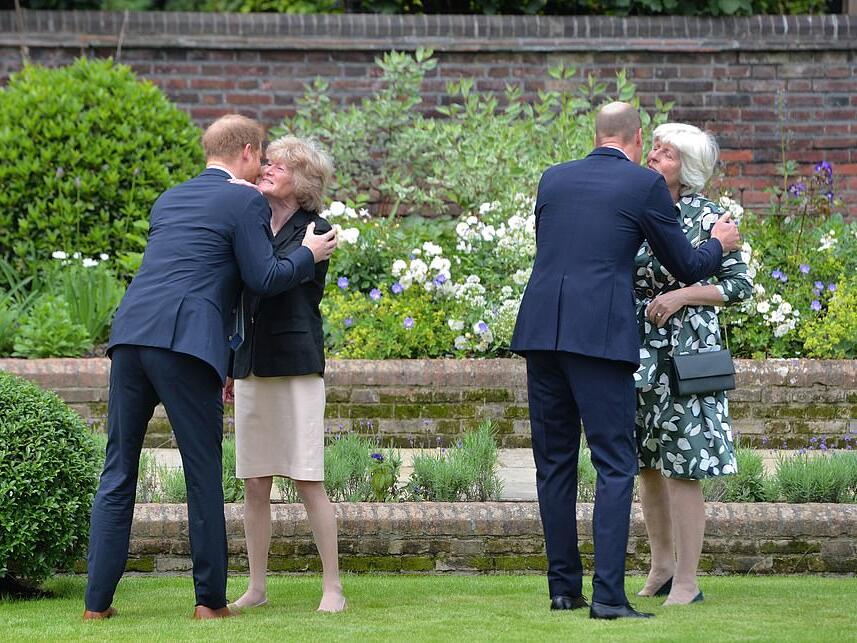Harry and Wills' kisses for their aunts Princes greet Diana's sisters