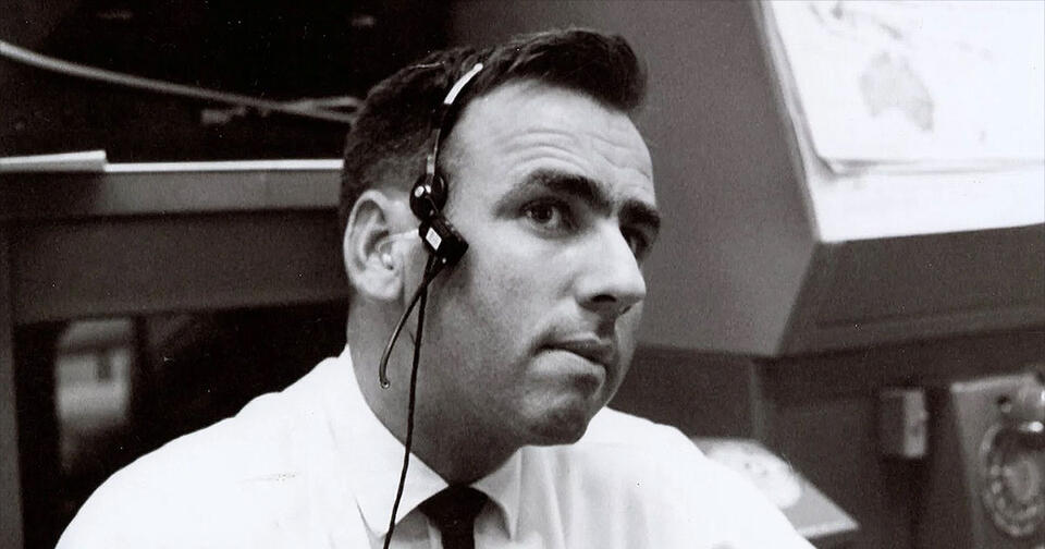 Milt Windler, flight director who helped save Apollo 13, dies at 94 ...