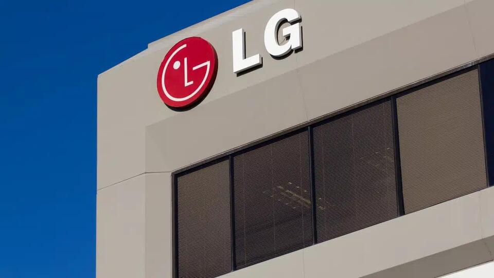 LG electric oven ranges pose serious fire risk, class action lawsuit ...