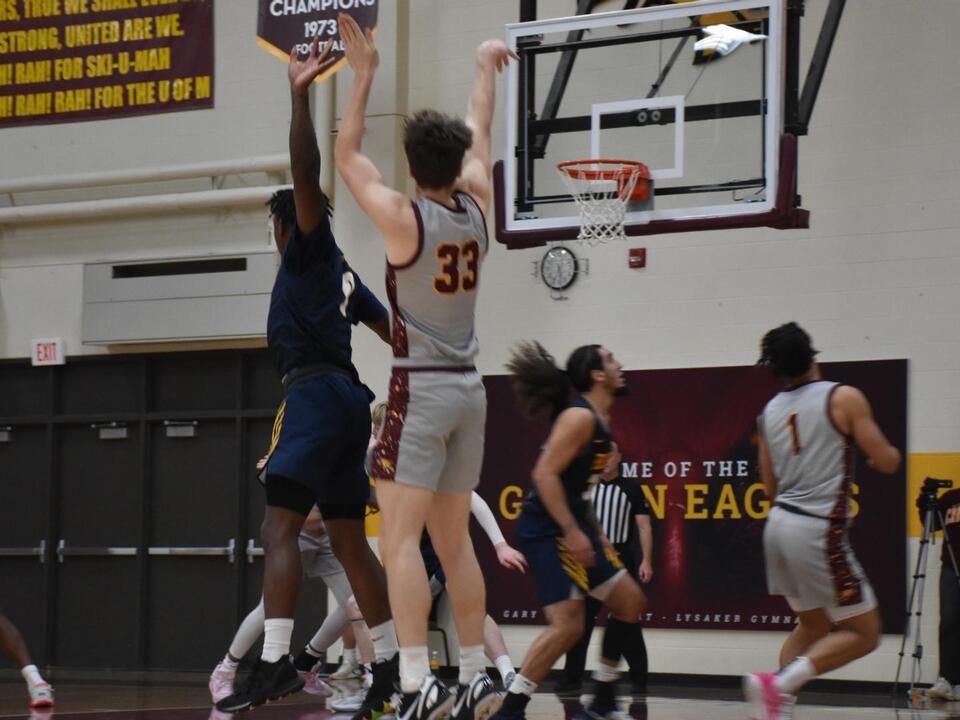 Minnesota Crookston Men's Basketball Heads to St. Cloud State, Bemidji