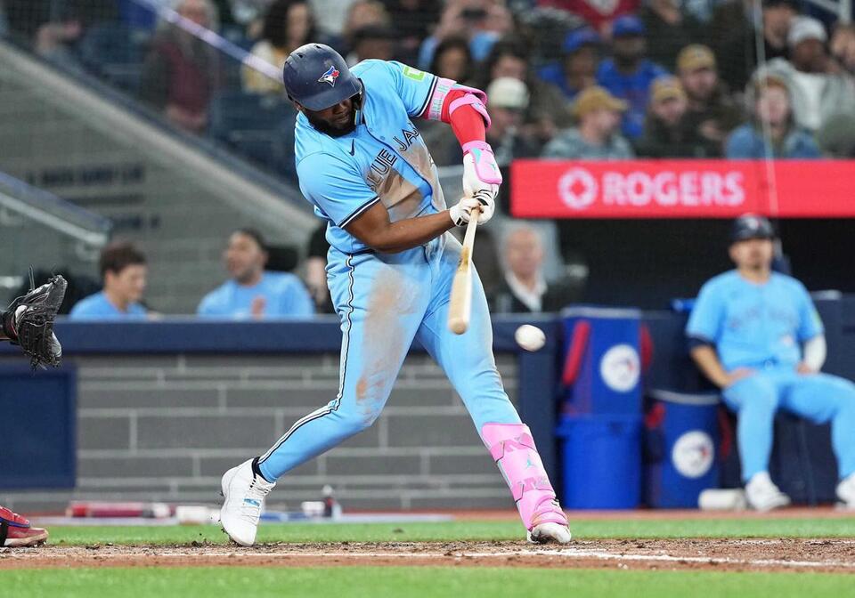 Guerrero's comeback key to Blue Jays offseason - NewsBreak