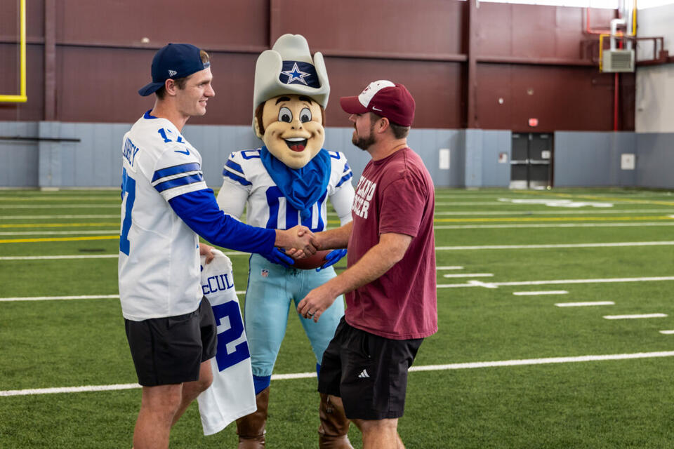 Cowboys kicker Brandon Aubrey returns to Plano Senior High to surprise soccer coach with $5,000 grant
