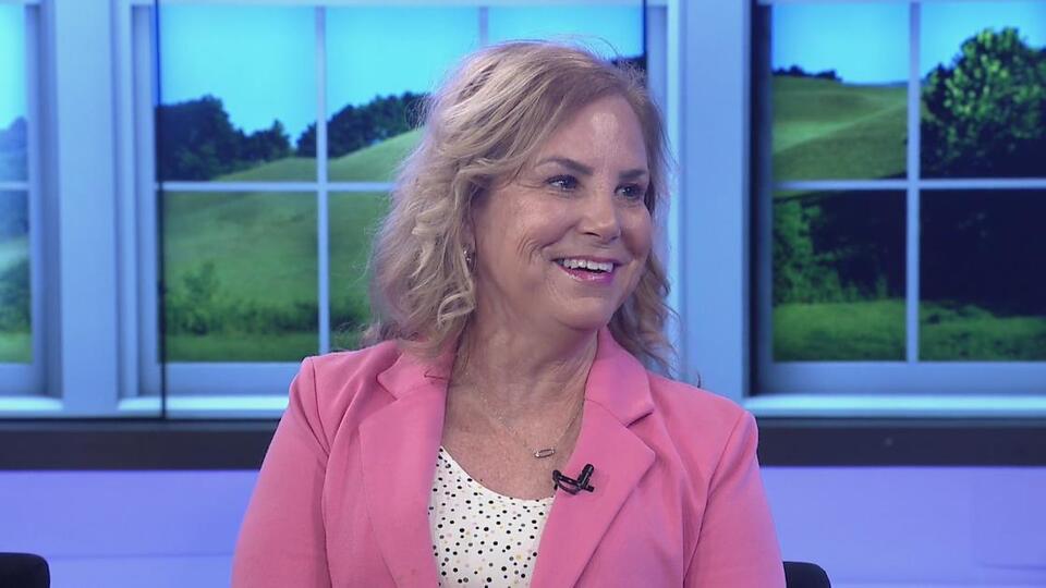 Gala back for Iowans for Adoption