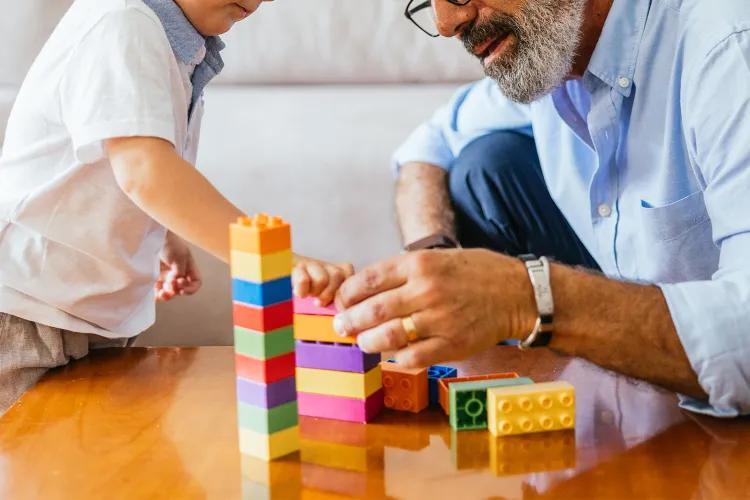 Man Doesn’t Want His Child to Call His Mom’s Boyfriend ‘Grandpa