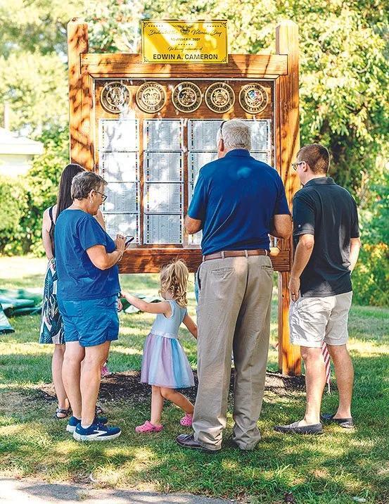 Volunteers restore memorial honoring veterans buried in Hull Village Cemetery