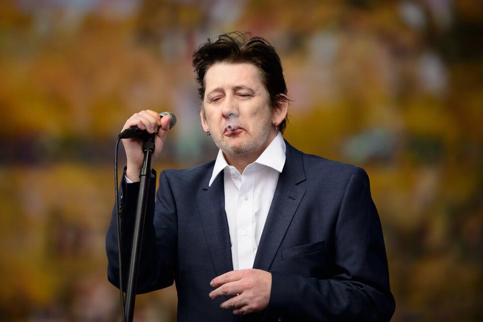 Iconic ’80s Singer Pays Tribute to Legendary Rocker 3 Years After His ...