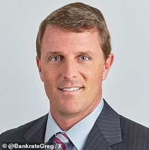 Experts issue surprising housing crash update as the US reels from