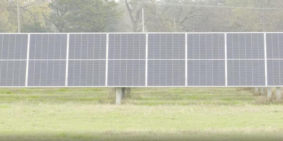 Entergy Louisiana opens new solar farm in Sterlington - NewsBreak