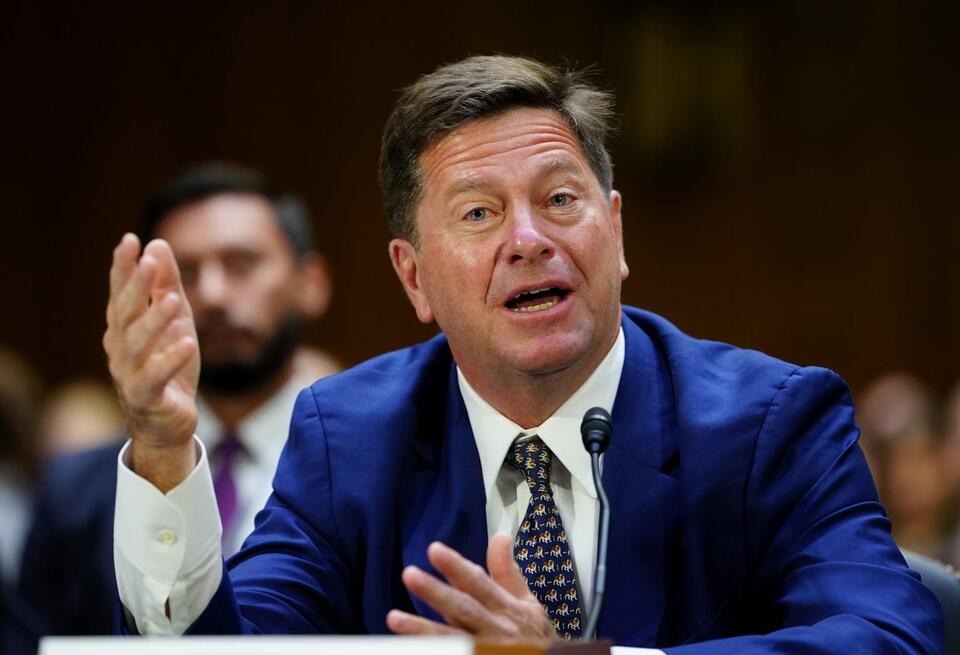 Sen. Warner says he won't vote to confirm Jay Clayton as DNI