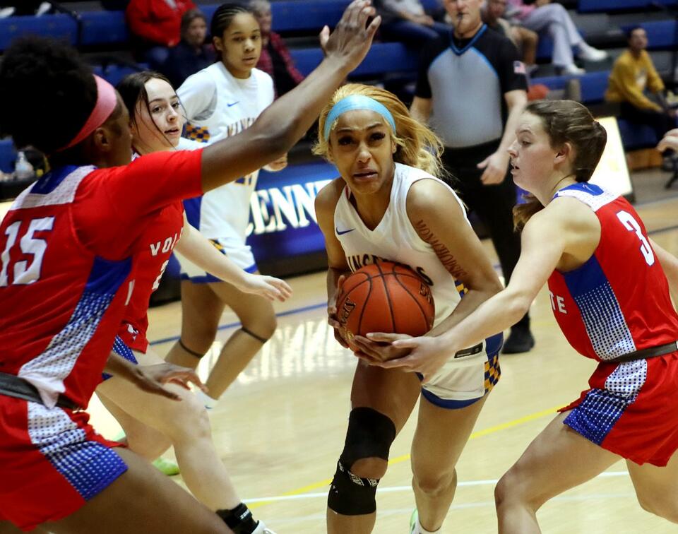 Lady Trailblazers open 2025 with big win over Volunteer State