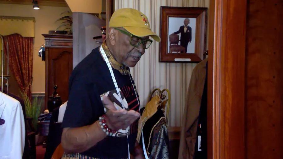 Popular men’s custom clothing store closes in Sarasota