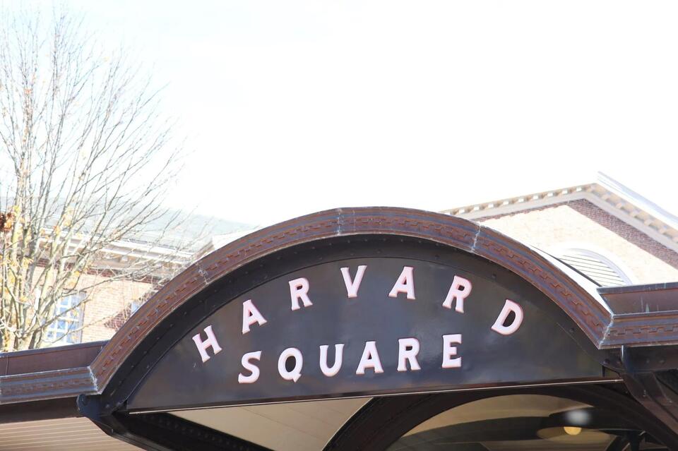 Cambridge councillors seek overhaul of Harvard Square kiosk - NewsBreak