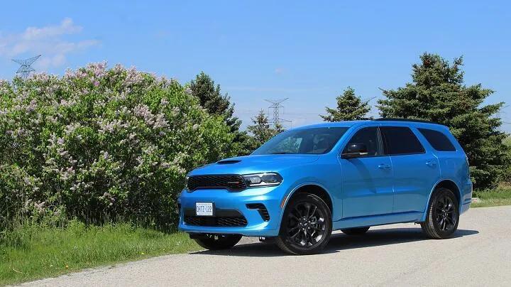 2026 Dodge Durango GT Plus: 3 Pros and 2 Cons - NewsBreak