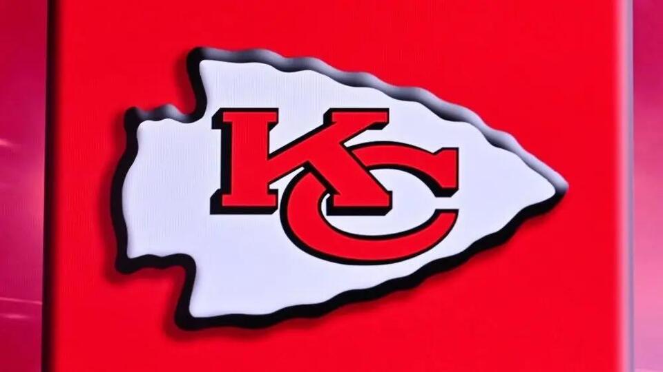The New York Giants have traded guard Josh Ezeudu to the Kansas City Chiefs.