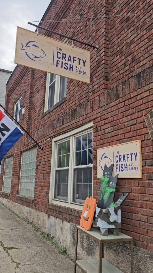 Crafty Fish Art Center offers workshops in Pierceton - NewsBreak