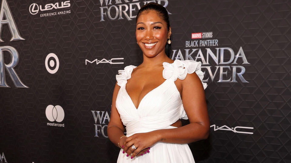 Chadwick Boseman's Widow Reveals What Fans Didn't Know During ‘Black ...