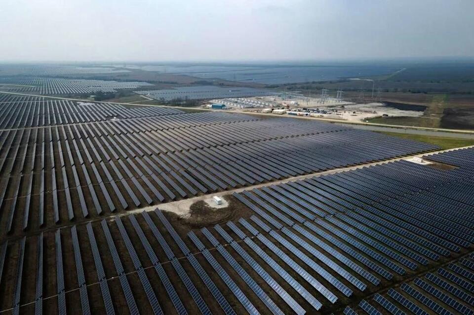 2,000 acres of East Texas land targeted for massive solar farm - NewsBreak