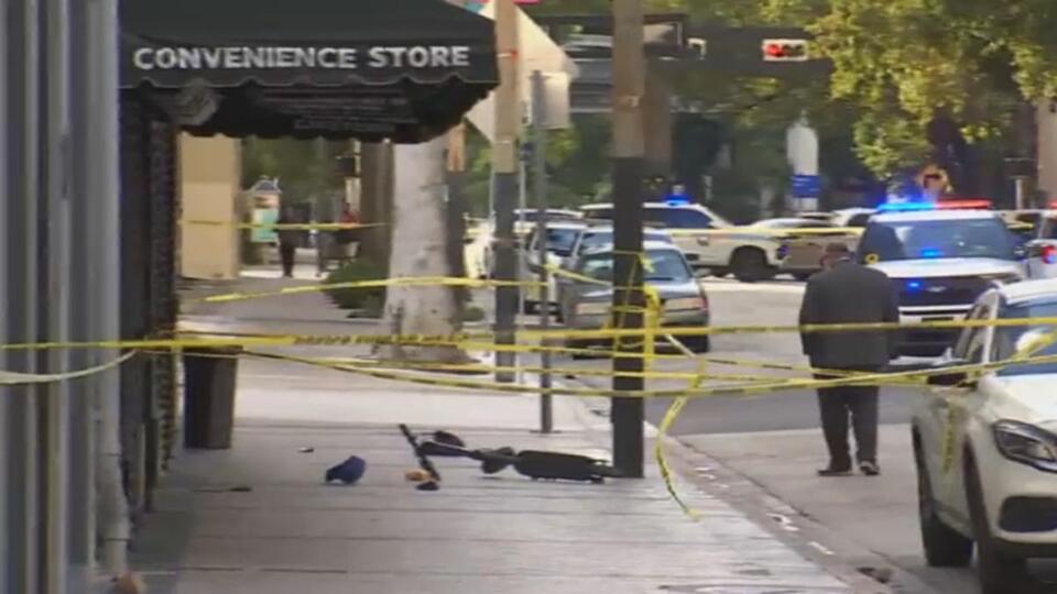 Suspect sought after man stabbed to death near restaurant in Miami ...