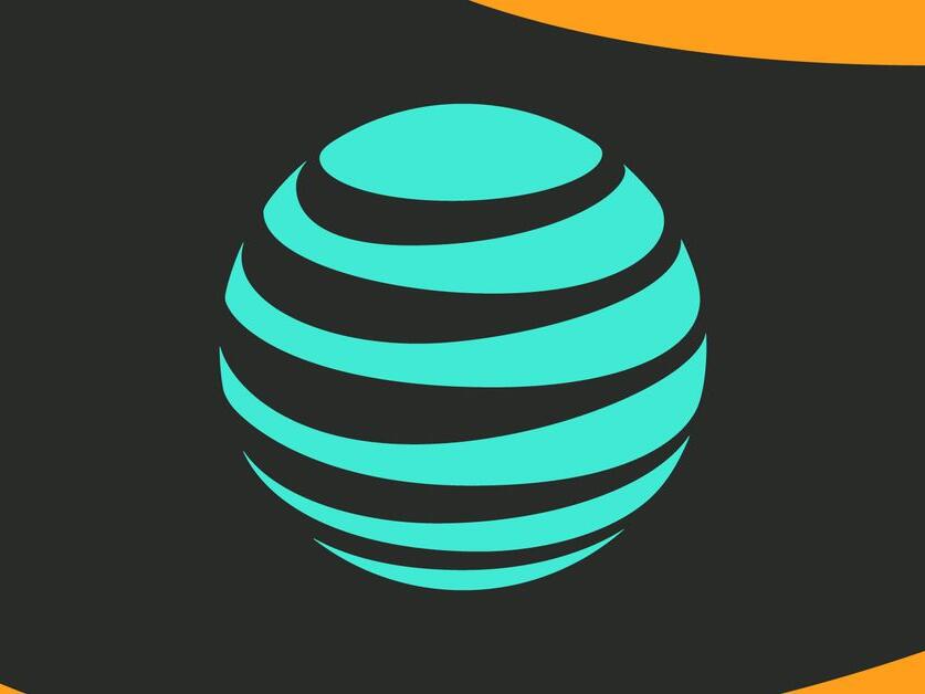 An AT&T and Verizon outage is cutting off phone calls