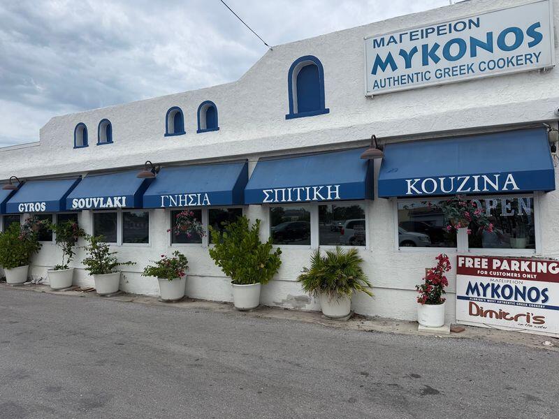 Greek Salads Topped With Potato Salad Are The Tarpon Springs Tradition ...