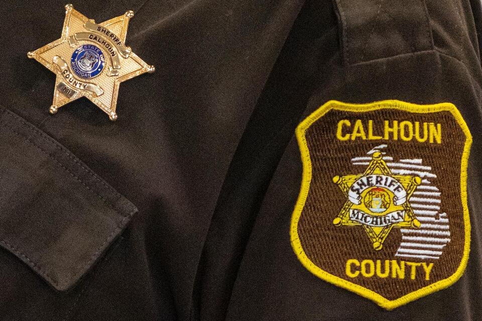Calhoun County jail inmate dies hours after arrest, investigation ...