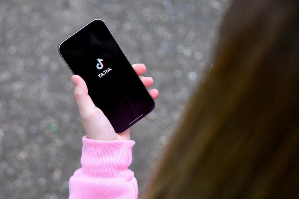 Social media ban for U16s is coming to the UK – here's how it will work