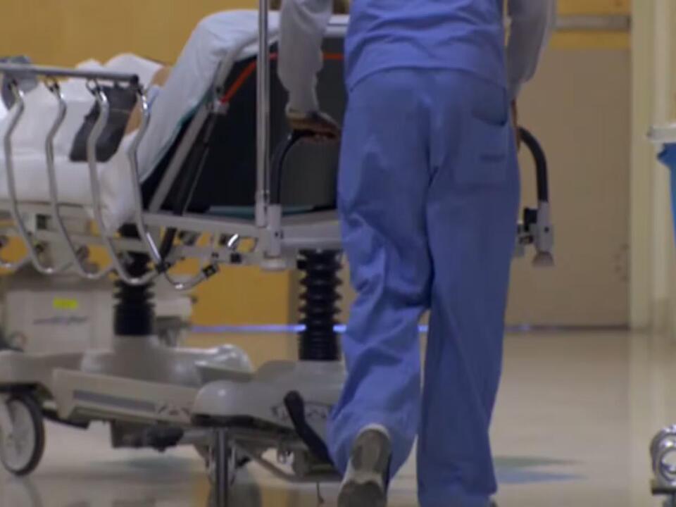 Woman shows up at hospital with gunshot wound, police say