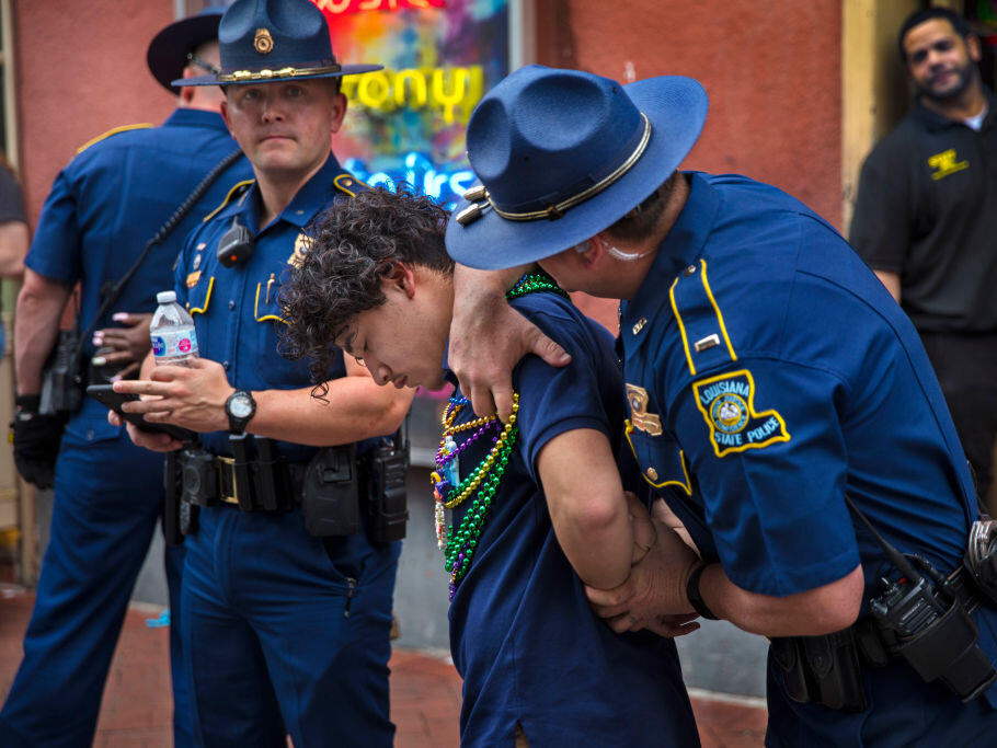 New Louisiana Law Makes It Illegal To Stand Too Close To Police