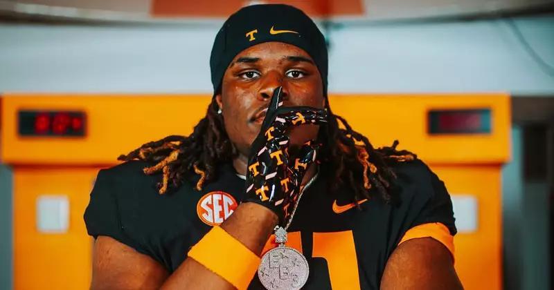 Inside four-star OT Q’Mari Hudson’s commitment to Tennessee football