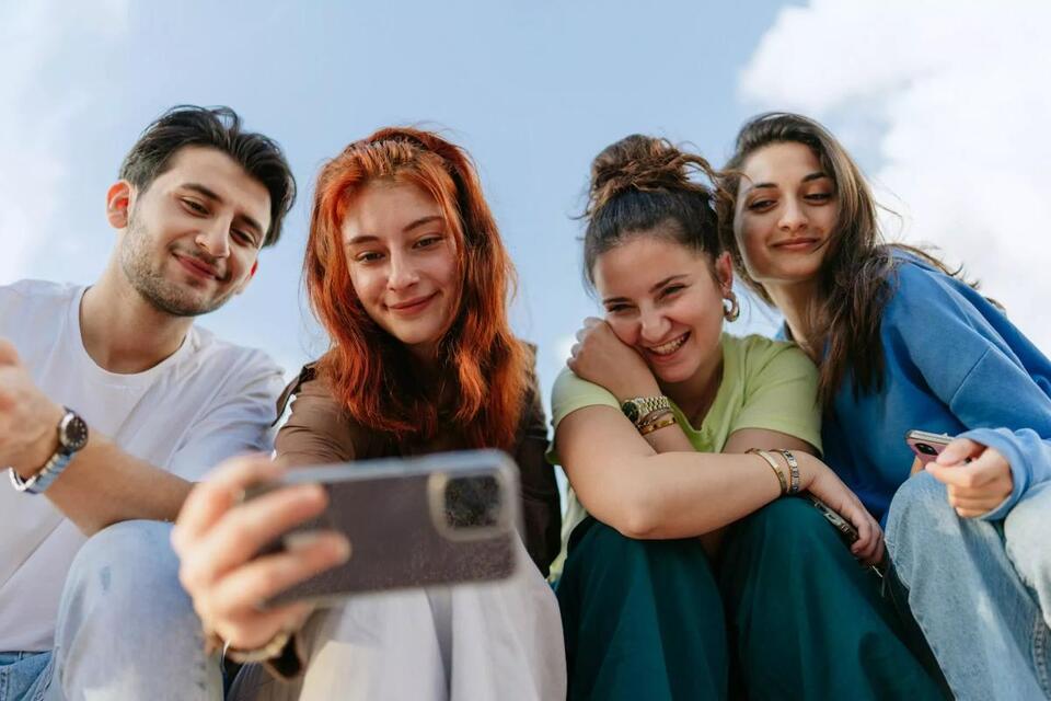 Millions of Gen Z are jobless – are useless university degrees to blame ...