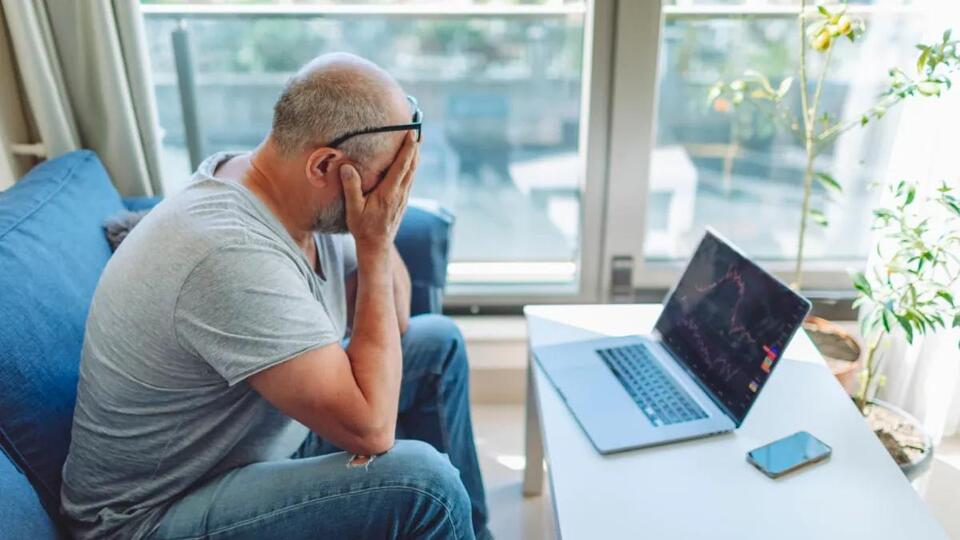 Americans lost a record $5.6 billion to crypto scams last year, says ...