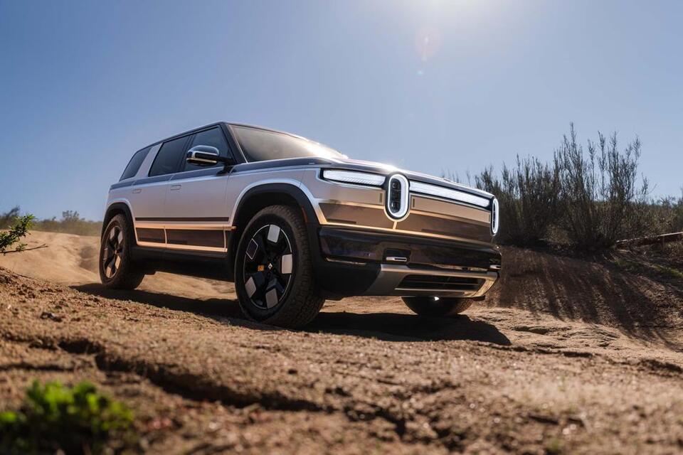 Rivian R2 Performance Wins 2026 Powertrain Award - NewsBreak