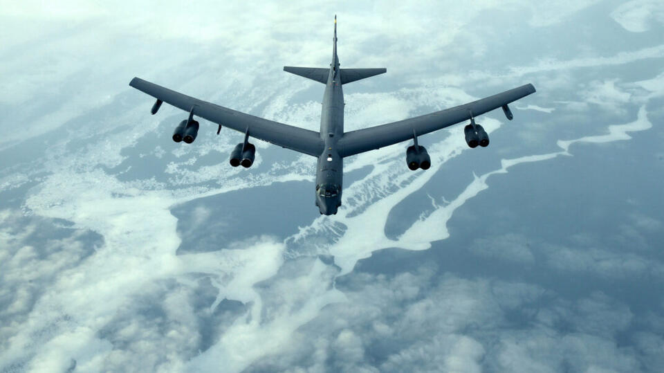 B-52 crashes at Edwards with eight aboard