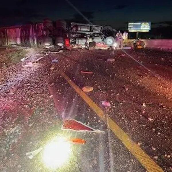 Two Injured After Semi Crash on Northbound I-35 in Oklahoma City ...
