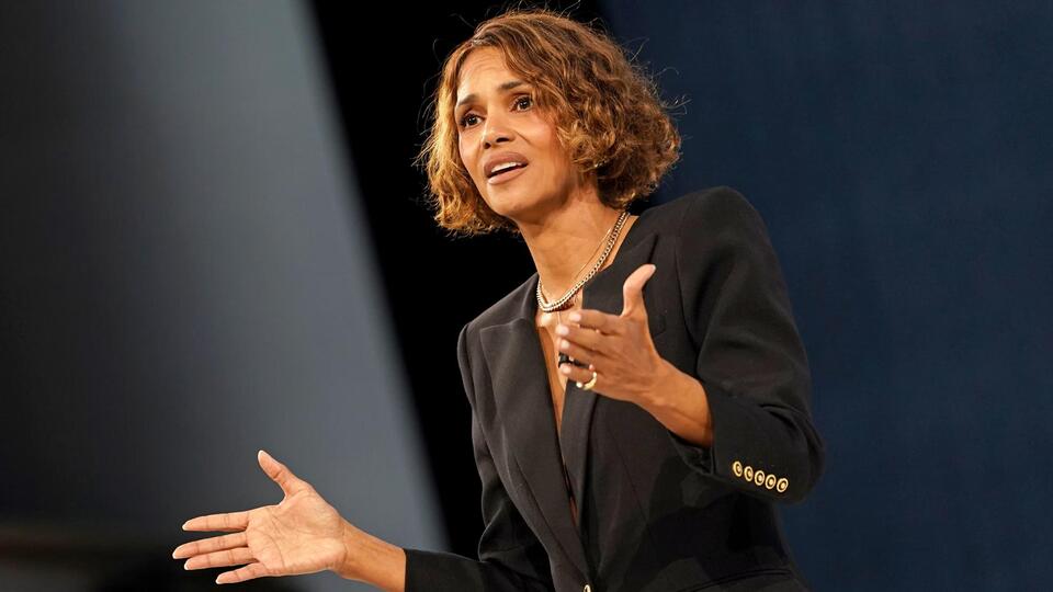 Oscar Winner Claps Back at ‘Meritless’ Abuse Allegations - NewsBreak