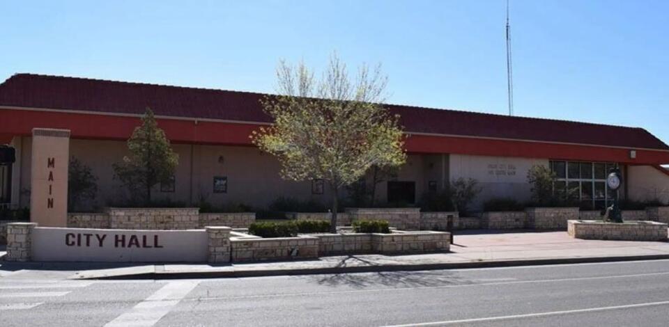 Belen Library Director Kathleen Pickering retiring after filing sexual ...